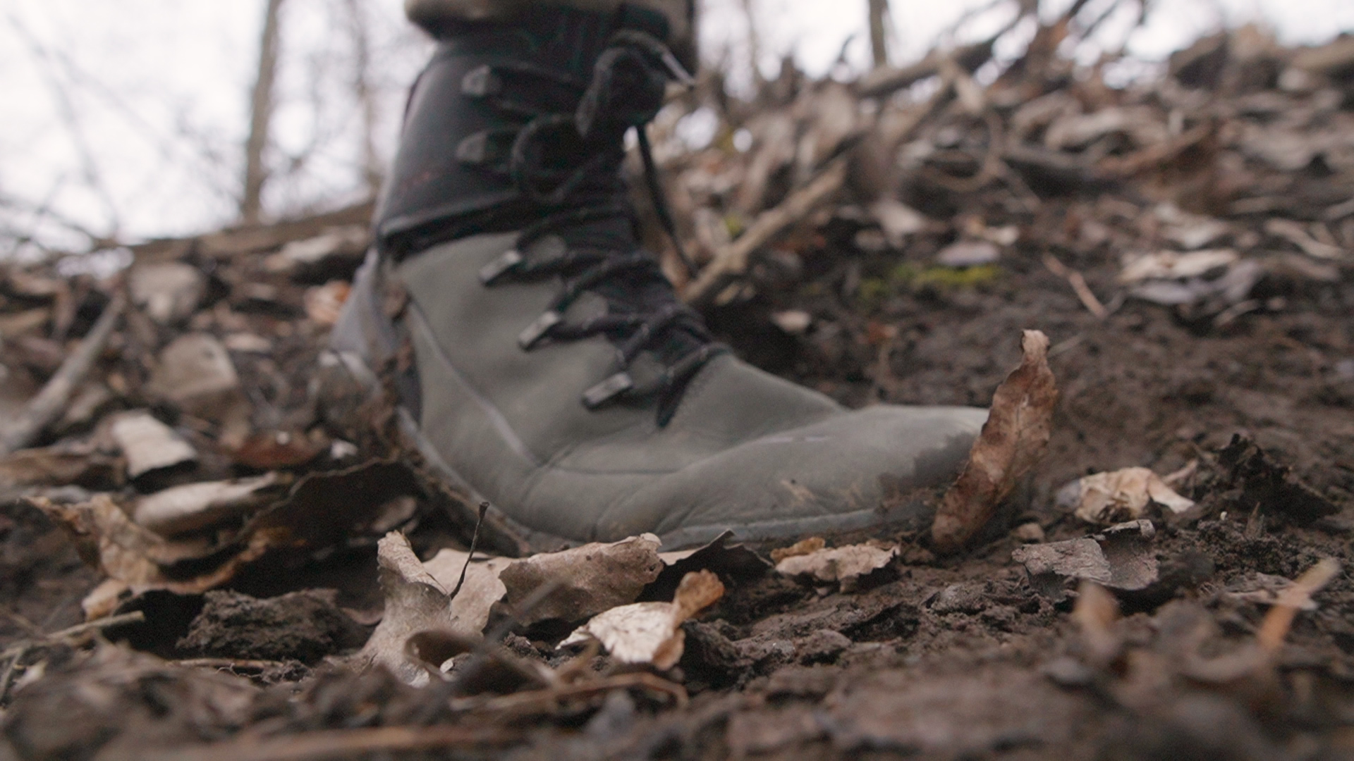 Vivobarefoot Tracker Decon Jjf Mud Down Hill Hike