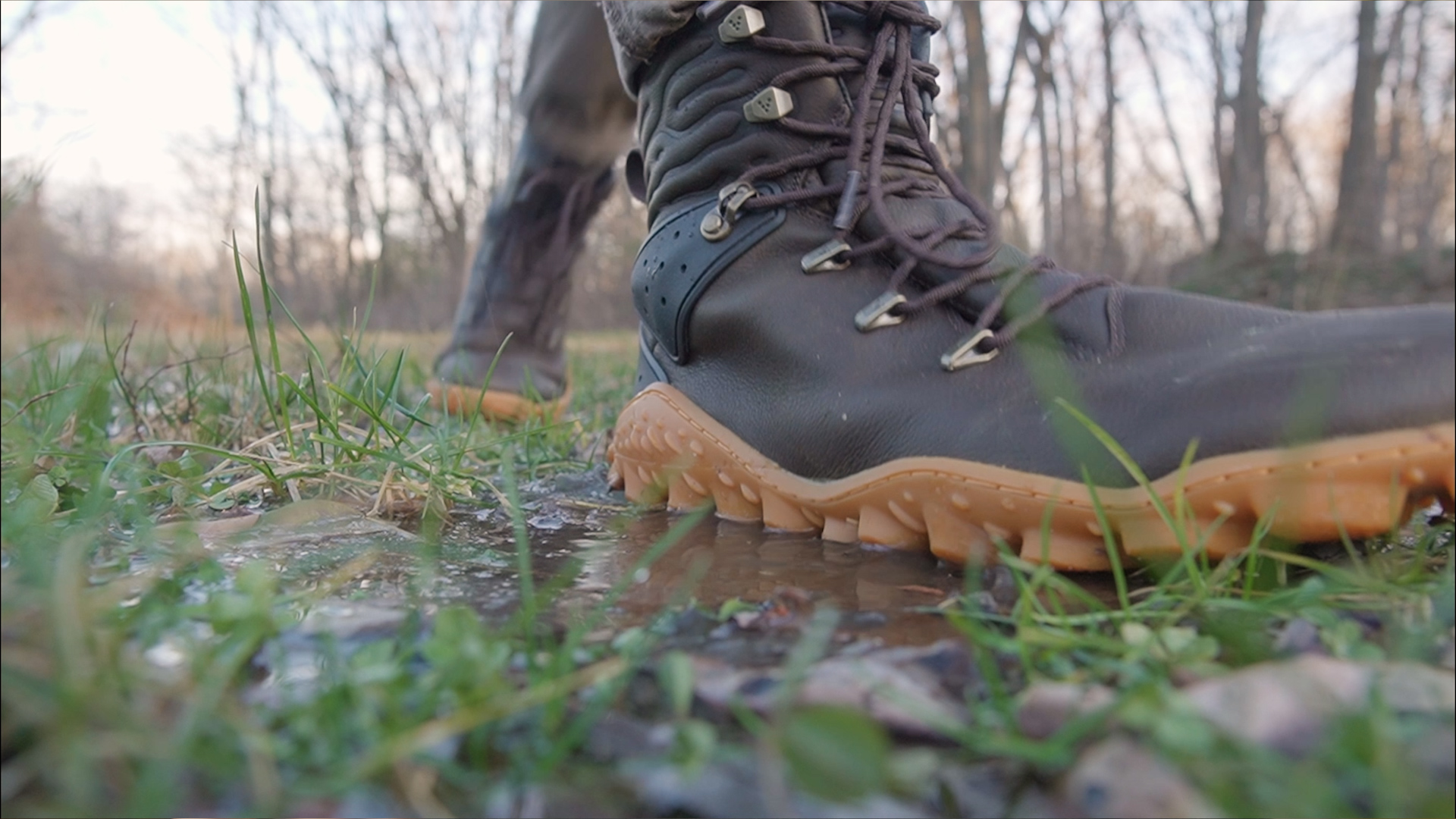 Vivobarefoot Tracker Forest Esc Puddle Water