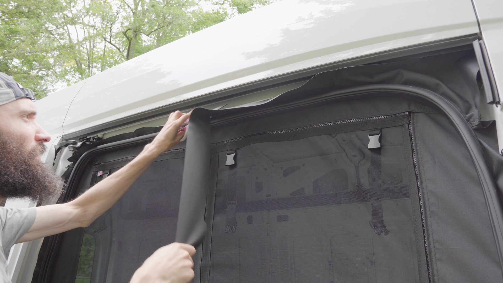 The Bug Wall Van Life Screen Review Diy Install Cut Extra Fabric Top