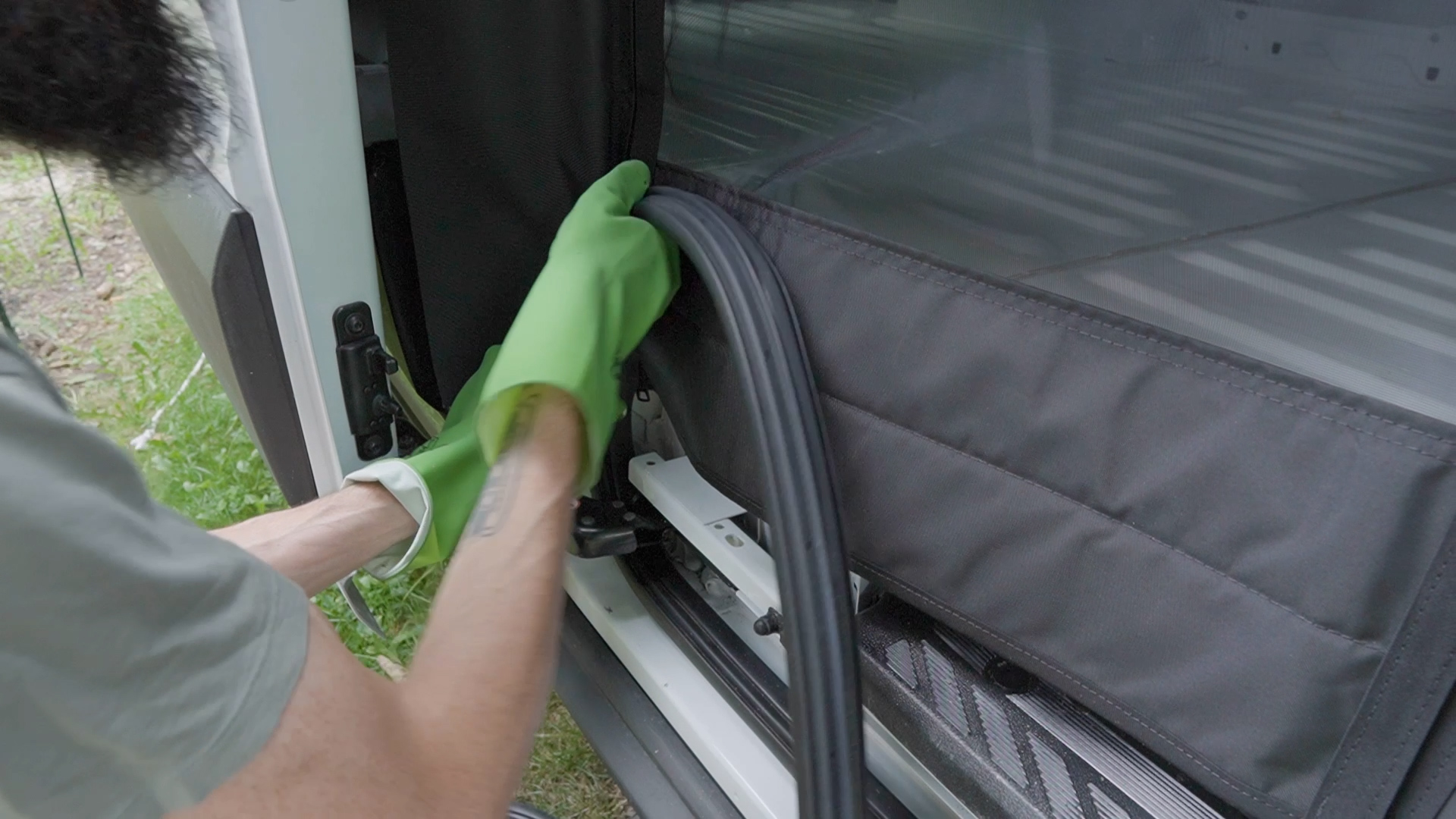 The Bug Wall Van Life Screen Review Diy Install Replace Edging